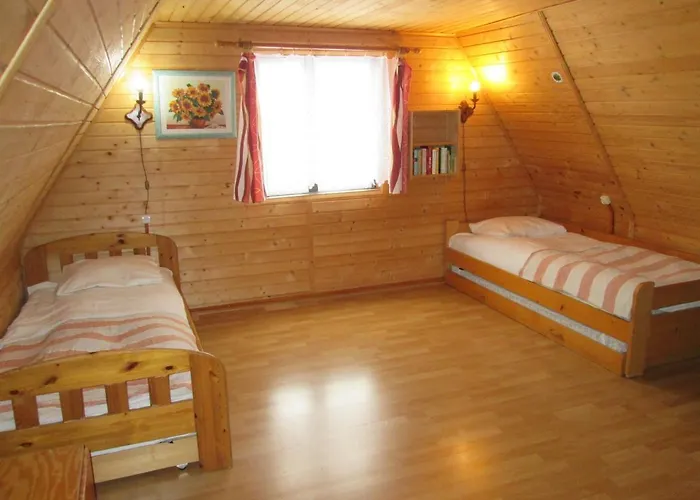 Podlas אכסניה *