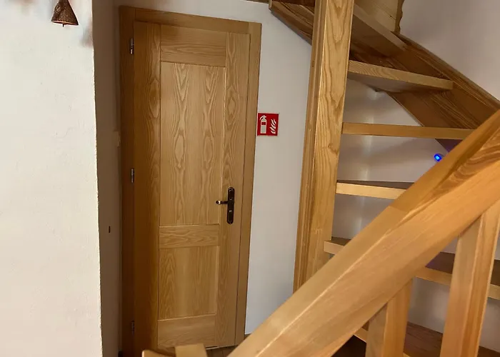 Podlas 山林小屋 *